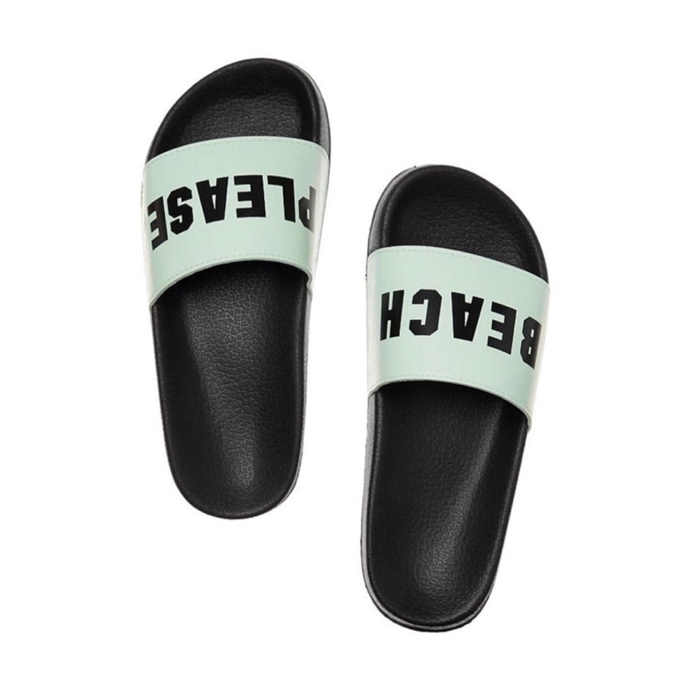 Victoria’s Secret Pink Cross Slides. NWT
